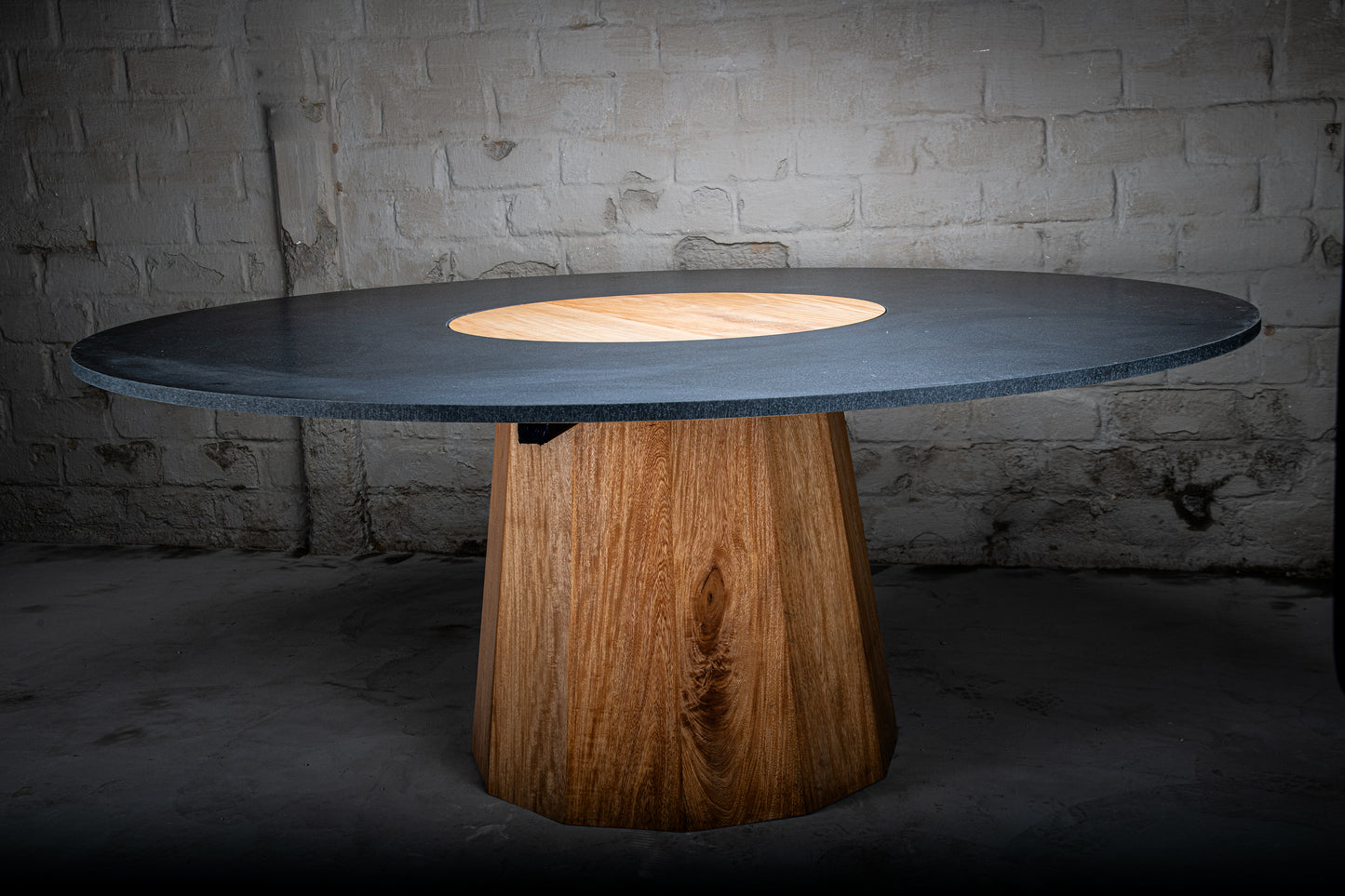 Mesa de comedor despierta