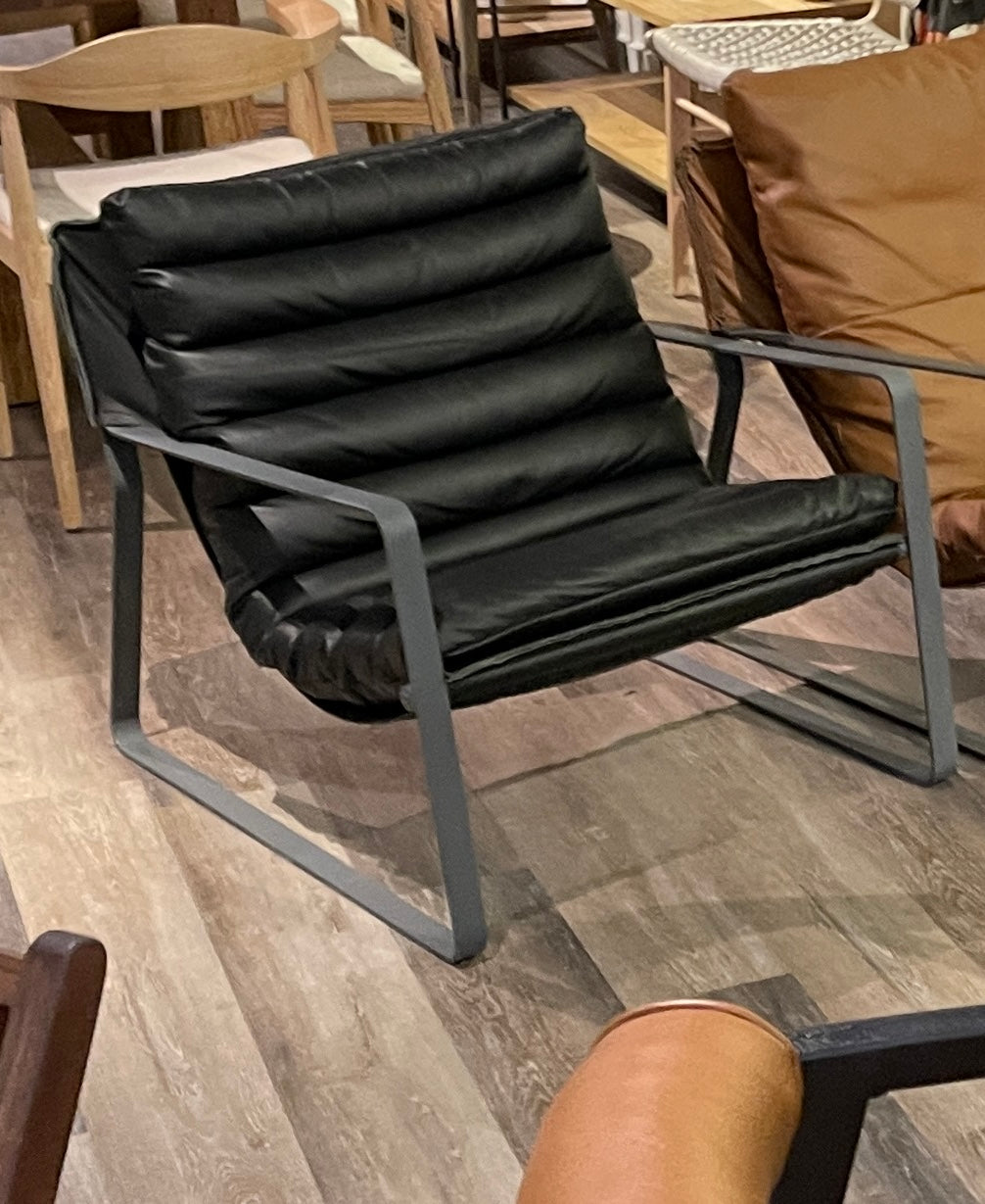 Dallas Lounge Chair